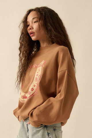 The Dakota Horseshoe Oversize Thermal Graphic Top