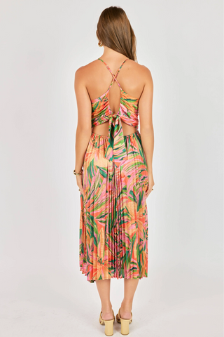 SADIE & SAGE SUNSET RIDGE PLEATED MIDI DRESS