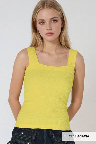 NIKIBIKI - Lace Textured Square Top