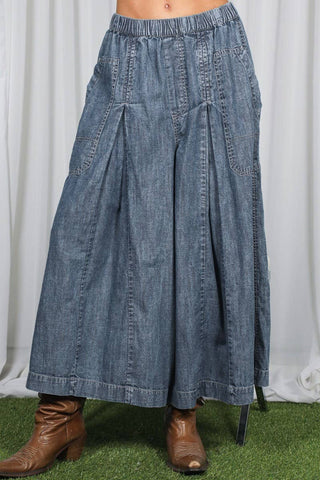 The Pin-Tuck Chambray