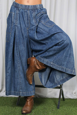 The Pin-Tuck Chambray