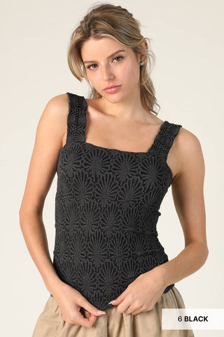 NIKIBIKI - Lace Textured Square Top