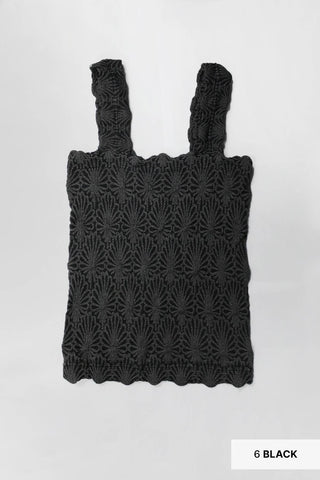 NIKIBIKI - Lace Textured Square Top