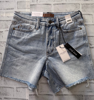 Judy Blue Magic Dad Shorts Double Pocket