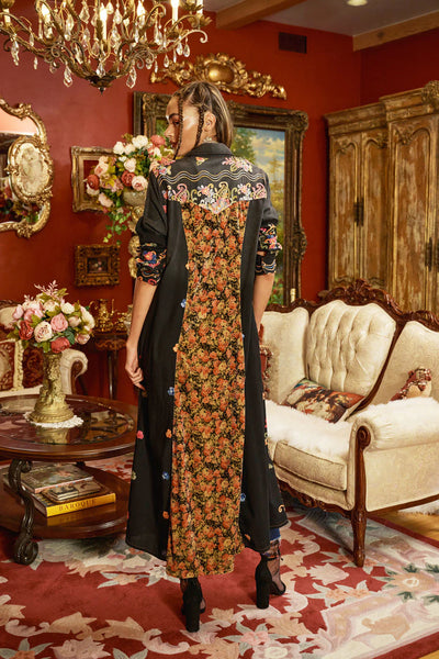 Aratta- Meadows of Flowers Embroidered Duster