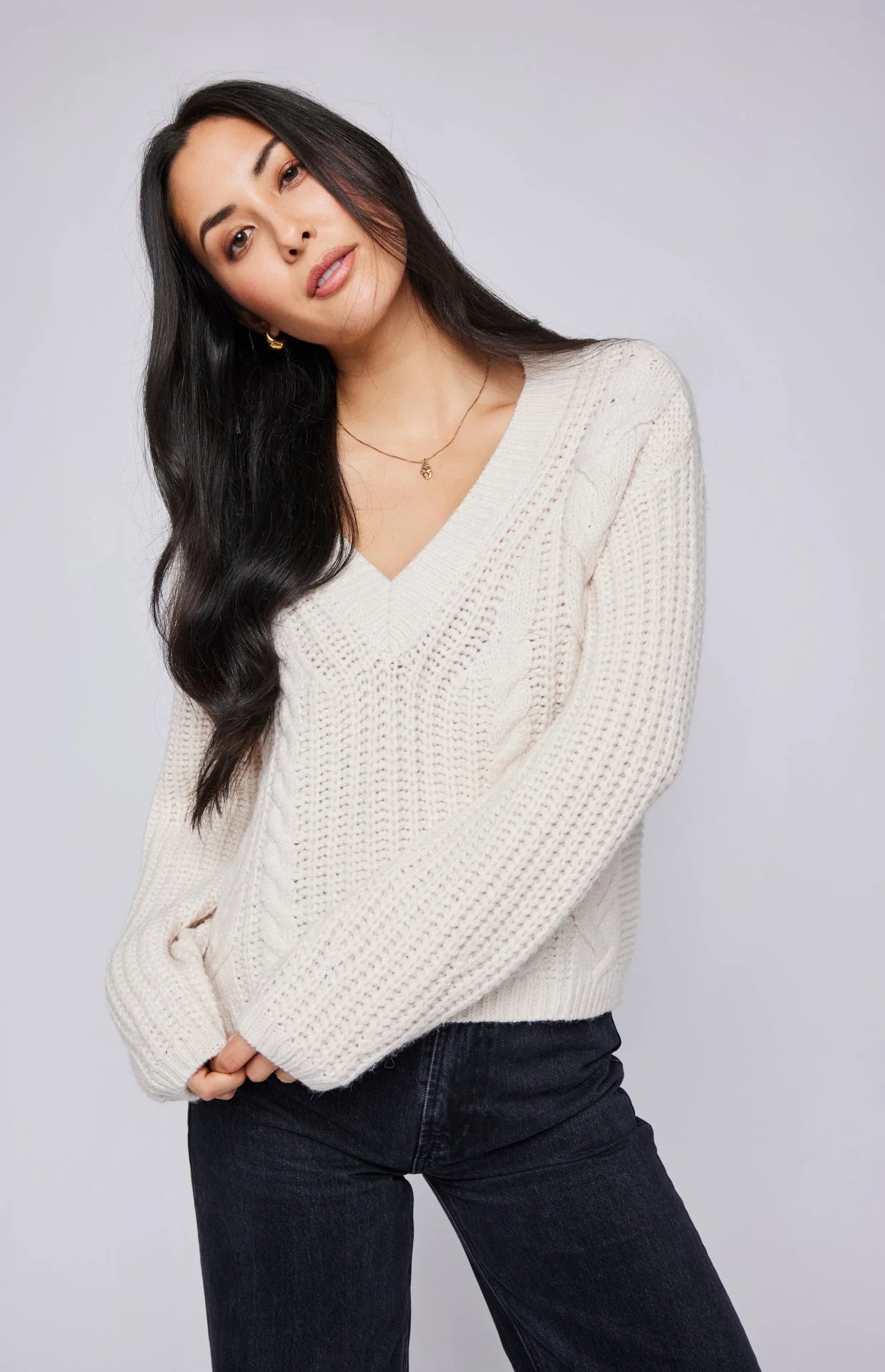 Gentle Fawn- Octavia V-Neck Sweater- Cream