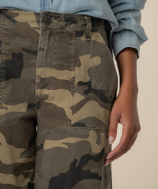 Kut from the Kloth-Ashton High Rise Wide Leg Barrel, Exclusive in Olive