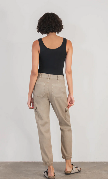 LEVEL 99 SADIE LINEN CARGO PANTS in Sandcastle