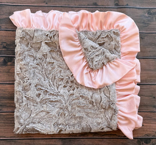 Cuddle Couture - Peachy embossed 