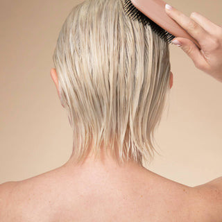 KITSCH - Scalp Renewal Brush in Terracotta