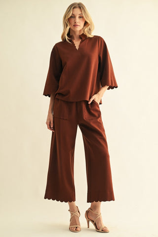 The Sloane Scallop Edge