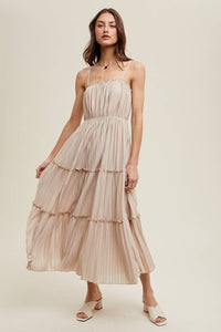 PLEATED TIERED MAXI DRESS WITH RUFFLE DETAIL