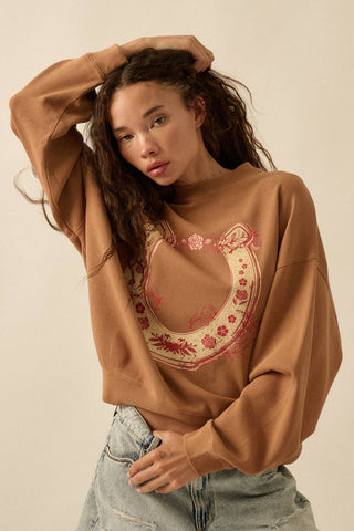 The Dakota Horseshoe Oversize Thermal Graphic Top