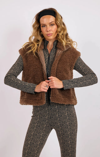 WINNIE FAUX FUR ZIP UP VEST